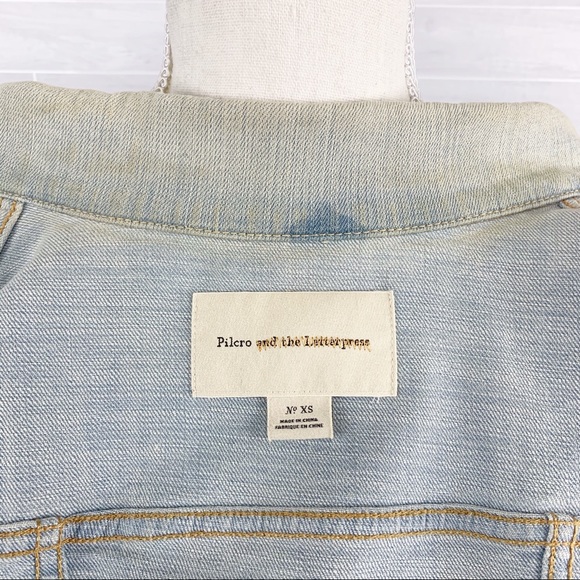 Anthro | Pilcro Distressed Sunwashed Denim Vest - Picture 12 of 15